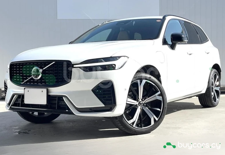 Volvo XC60 Белый