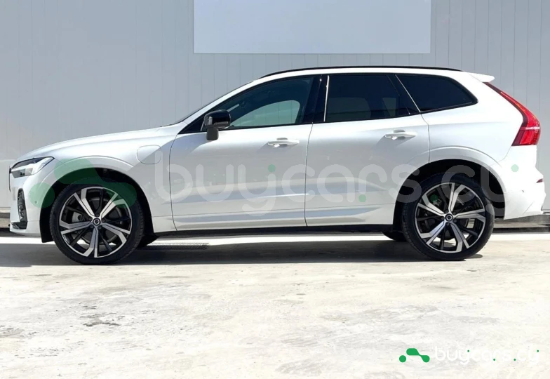 Volvo XC60 Белый