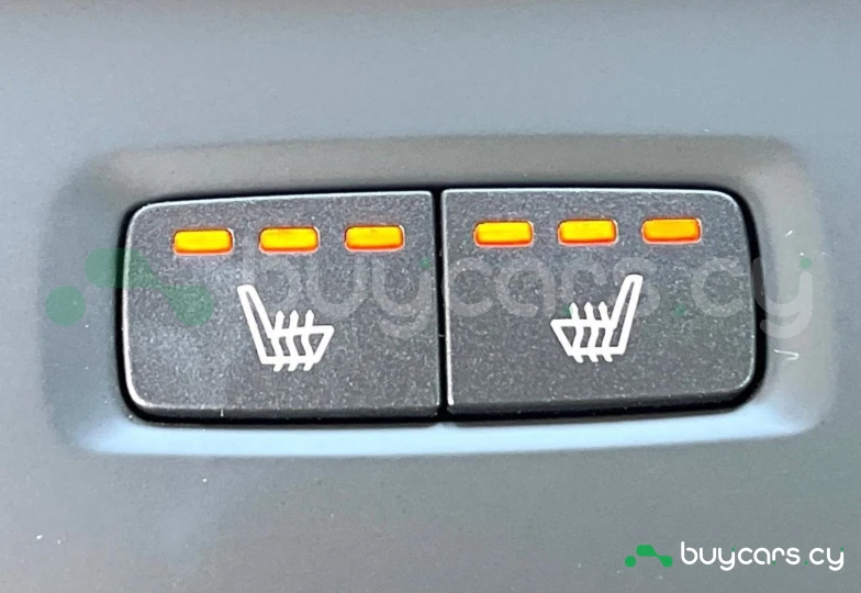 Volvo XC60 Белый