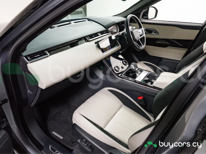Land Rover Range Rover Velar Серый