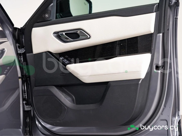Land Rover Range Rover Velar Серый