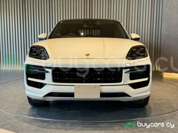 Porsche Cayenne Белый