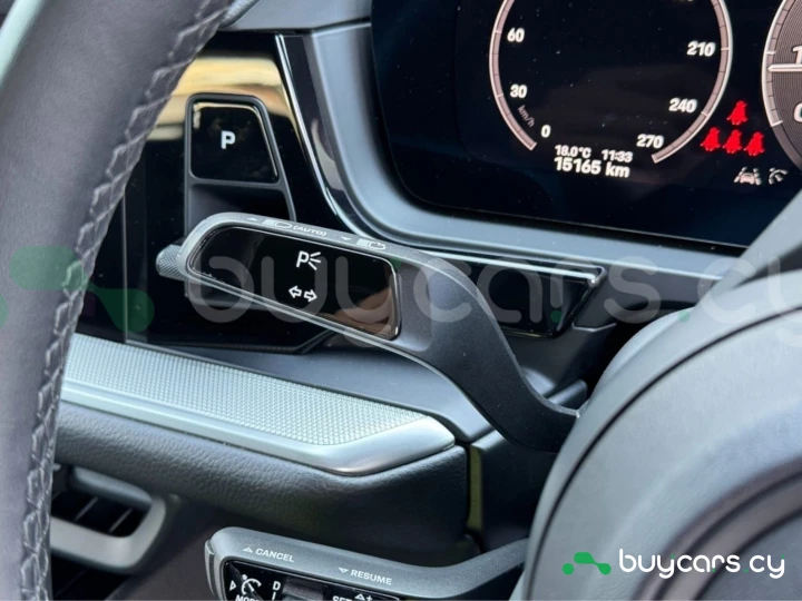 Porsche Cayenne Белый