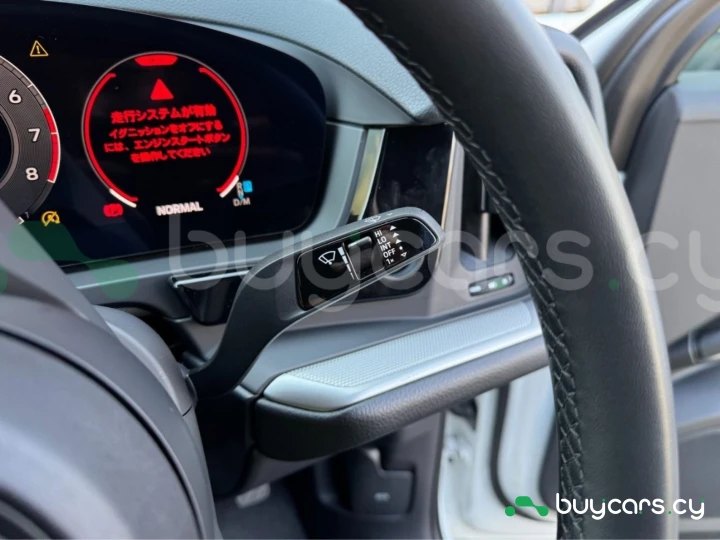 Porsche Cayenne Белый