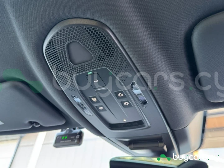 Porsche Cayenne Белый