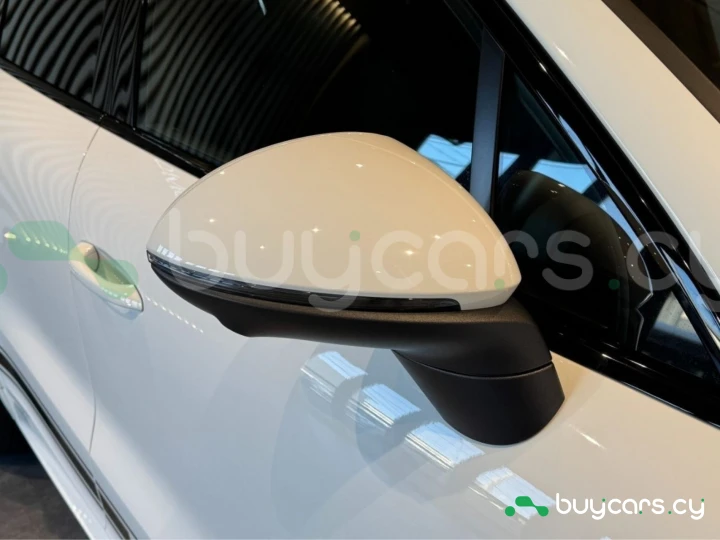 Porsche Cayenne Белый