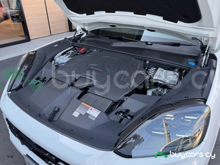 Porsche Cayenne Белый