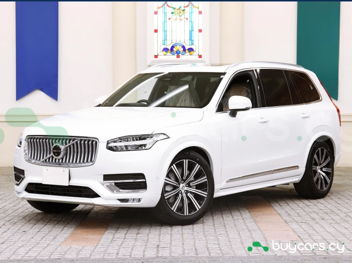 Volvo XC90 Белый