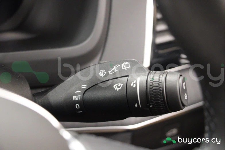 Volvo XC90 Белый