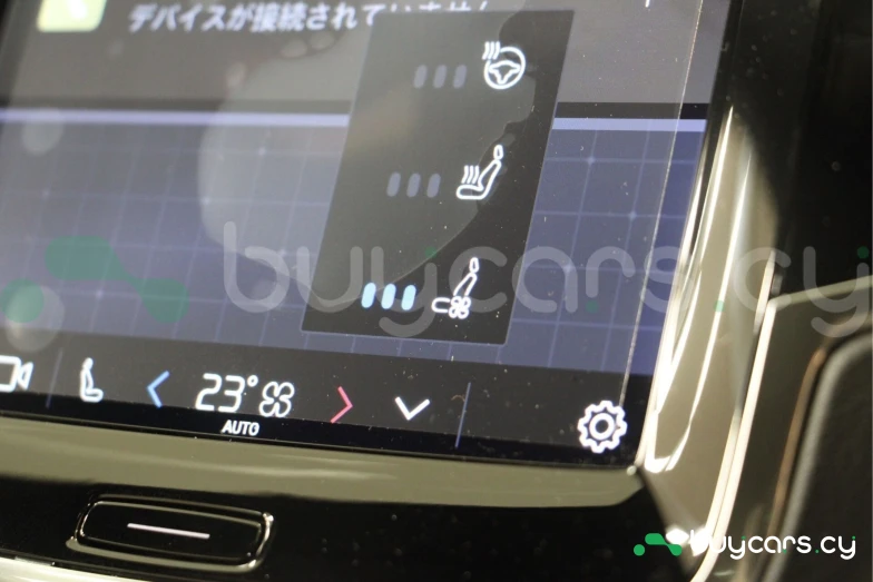 Volvo XC90 Белый