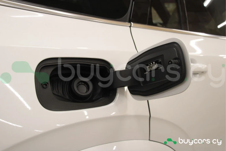 Volvo XC90 Белый