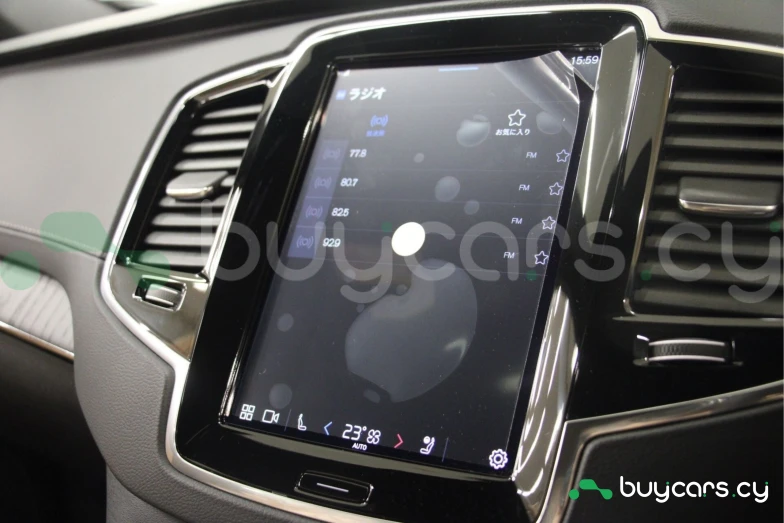 Volvo XC90 Белый