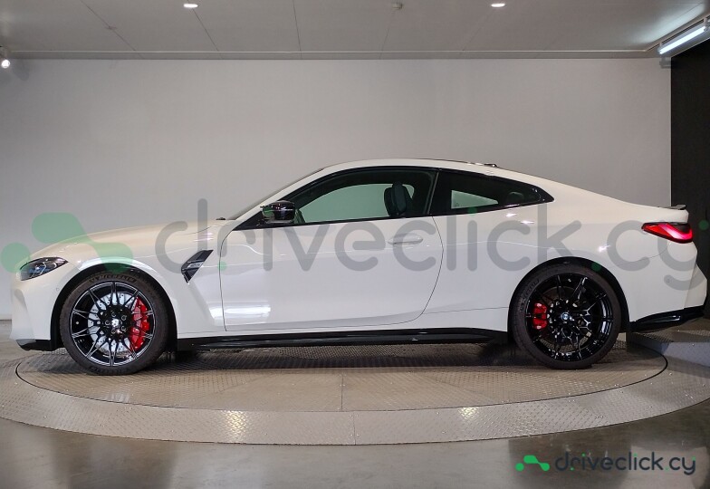 BMW M4 White