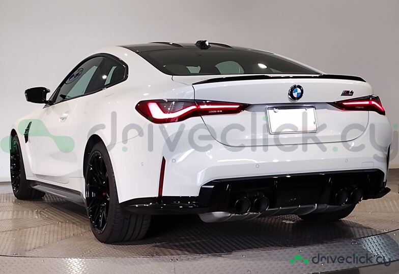 BMW M4 White