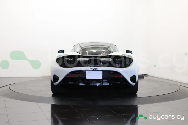 McLaren 750S White