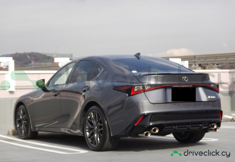 Lexus IS Grey