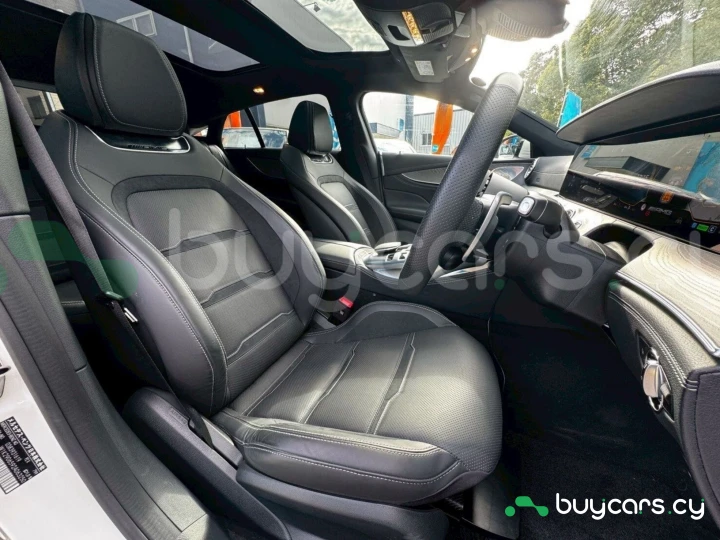 Mercedes AMG GT Белый