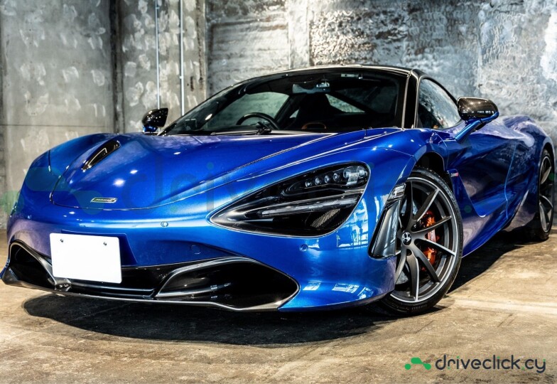 McLaren 720S Blue