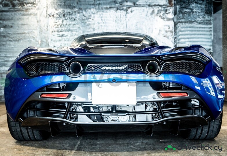 McLaren 720S Blue