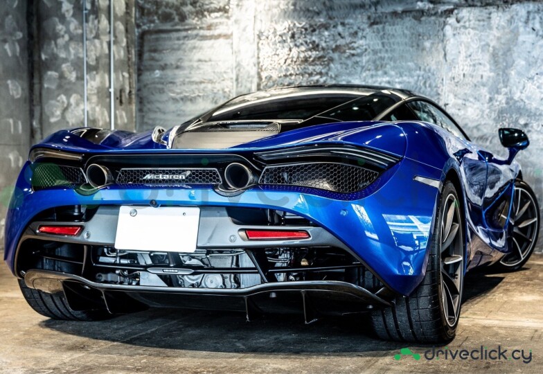 McLaren 720S Blue