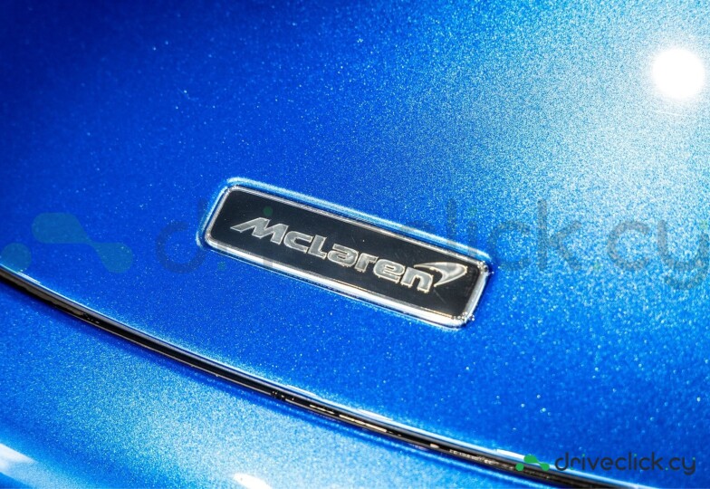 McLaren 720S Blue