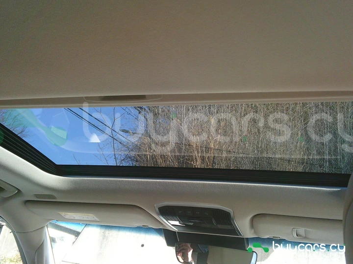 Toyota Land Cruiser Белый