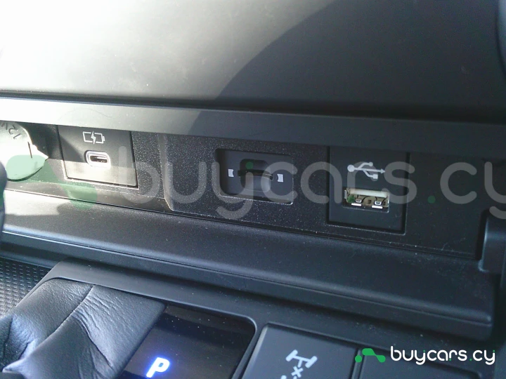 Toyota Land Cruiser Белый