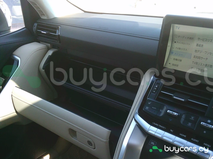 Toyota Land Cruiser Белый