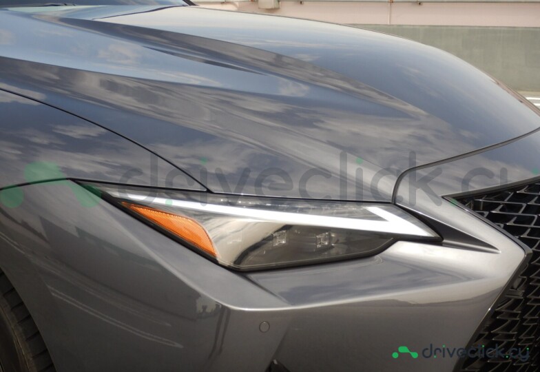 Lexus IS Grey