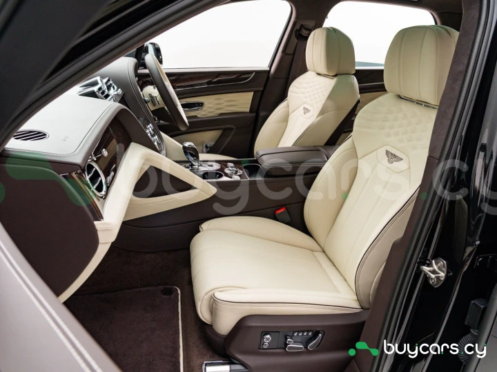 Bentley Bentayga Черный