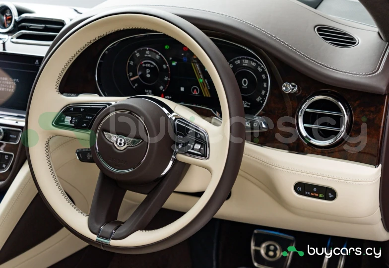 Bentley Bentayga Черный