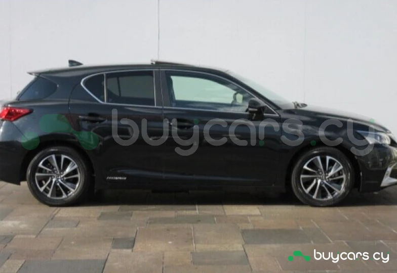 Lexus CT Черный