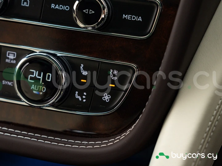 Bentley Bentayga Черный