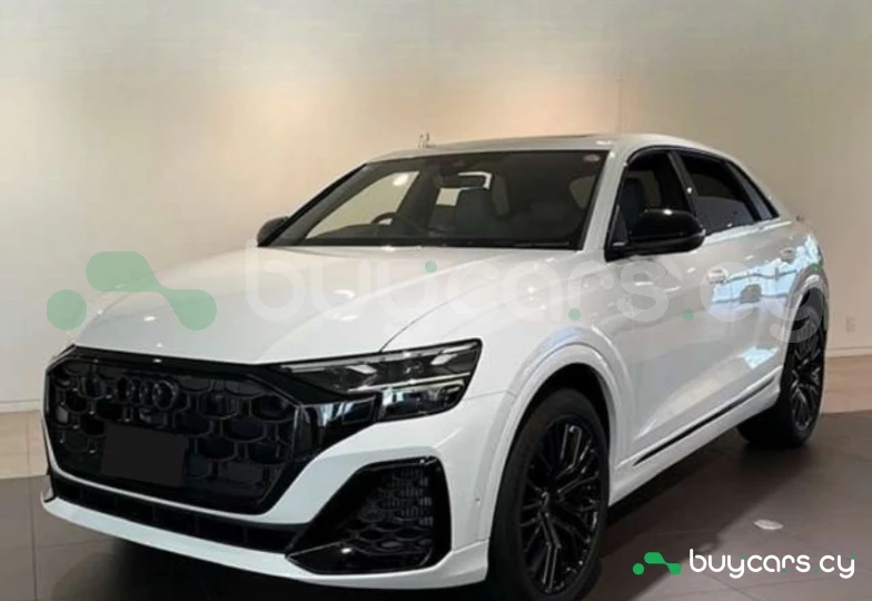 Audi Q8 Белый