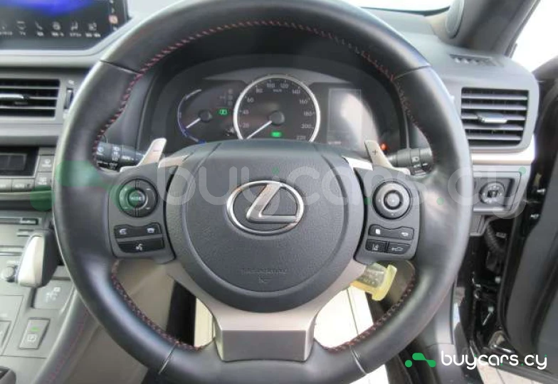 Lexus CT Черный