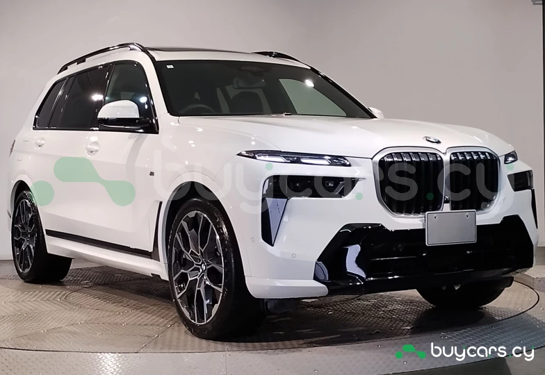 BMW X7 White