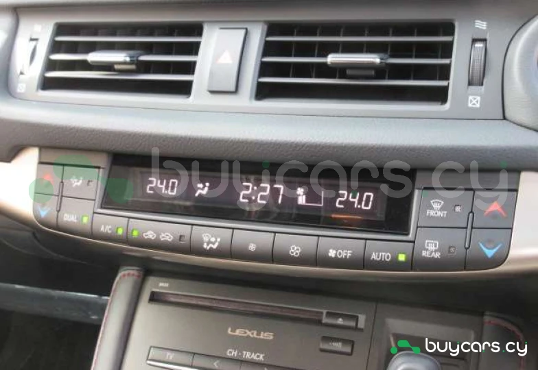 Lexus CT Черный