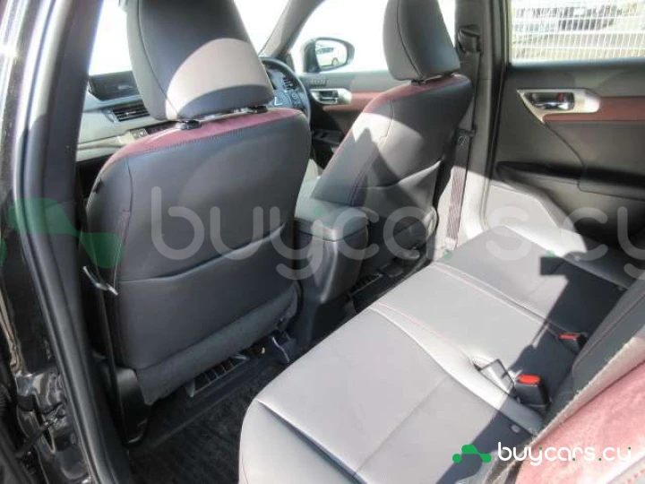 Lexus CT Черный