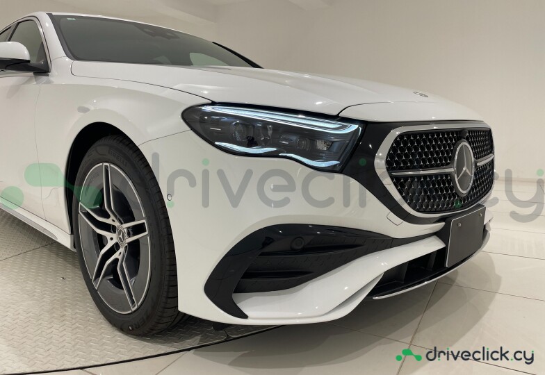Mercedes E-class White