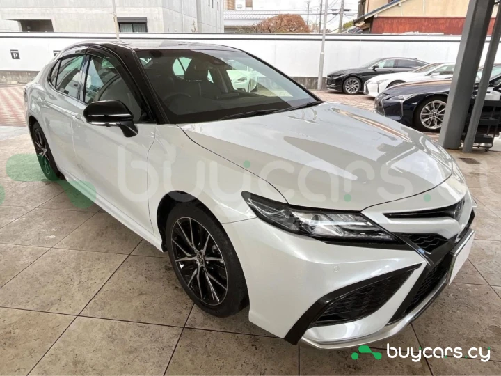 Toyota Camry White