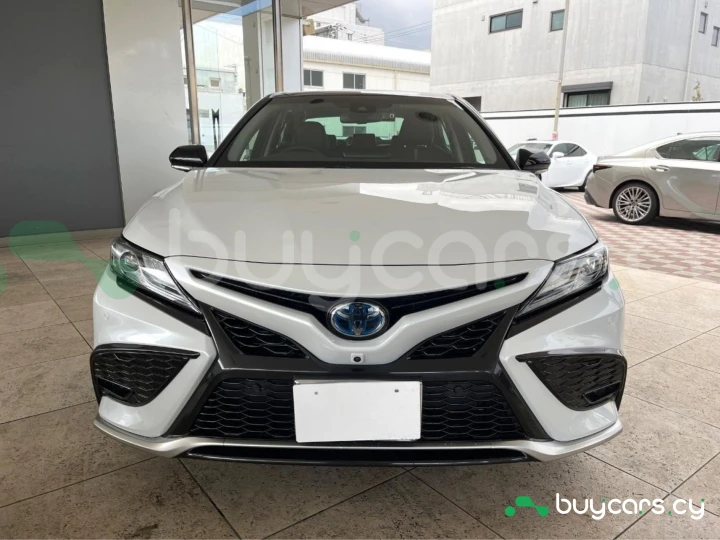 Toyota Camry White