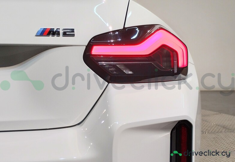 BMW M2 White