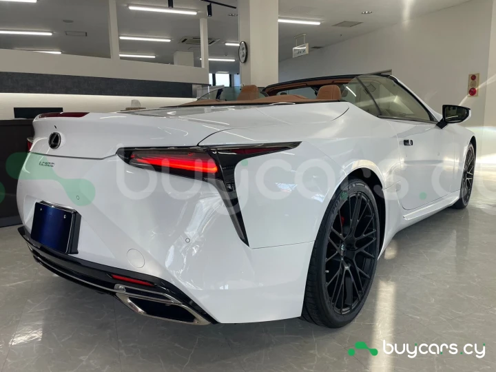 Lexus LC Белый