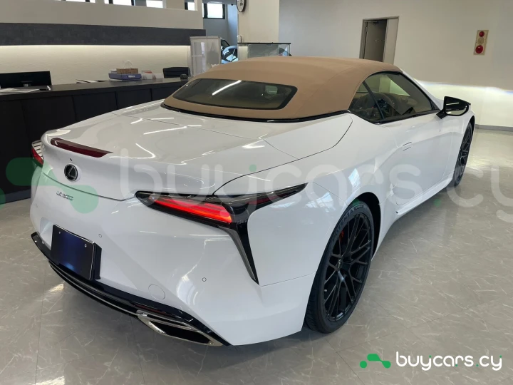 Lexus LC Белый