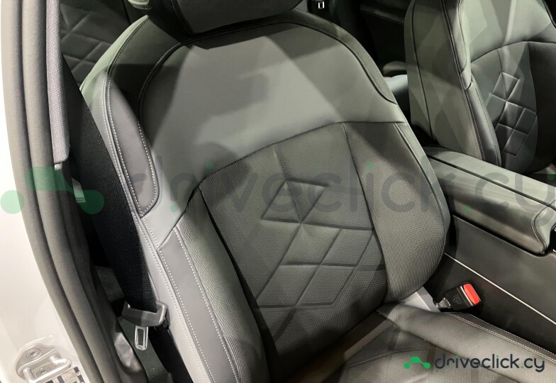 BMW i5 White