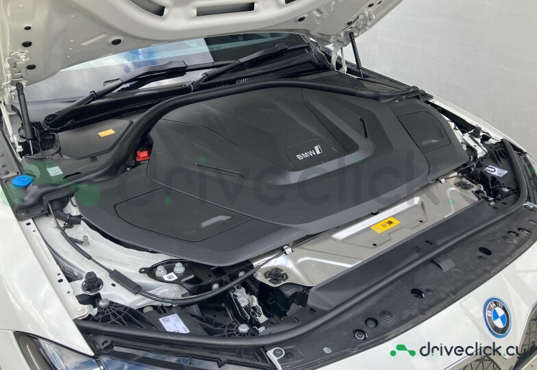 BMW i4 White