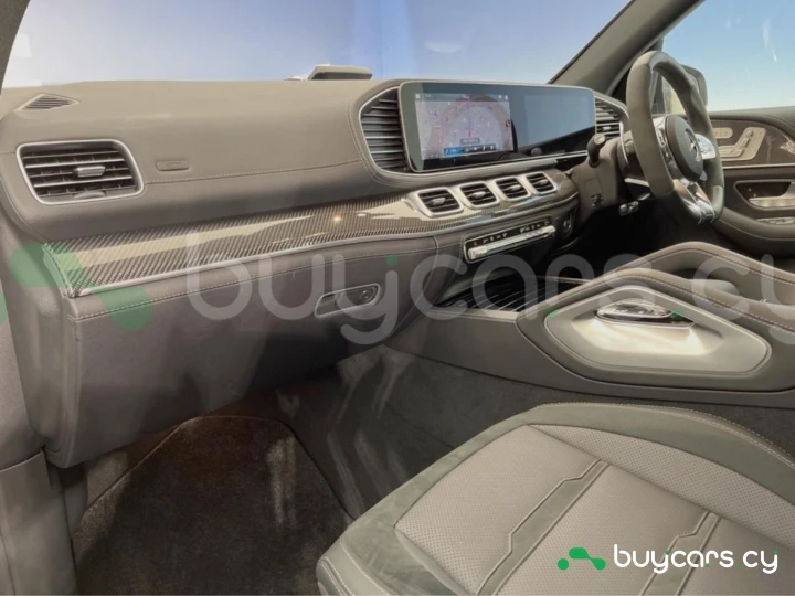 Mercedes GLE-class White