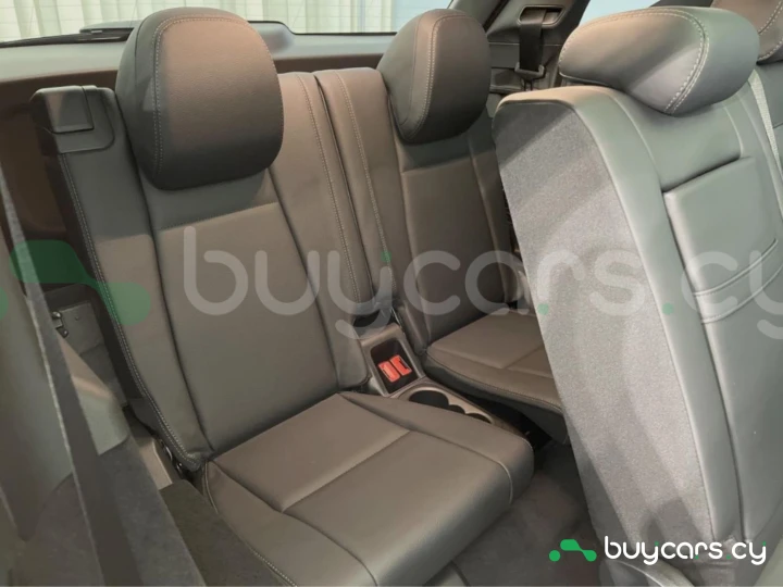 Mercedes GLE-class White