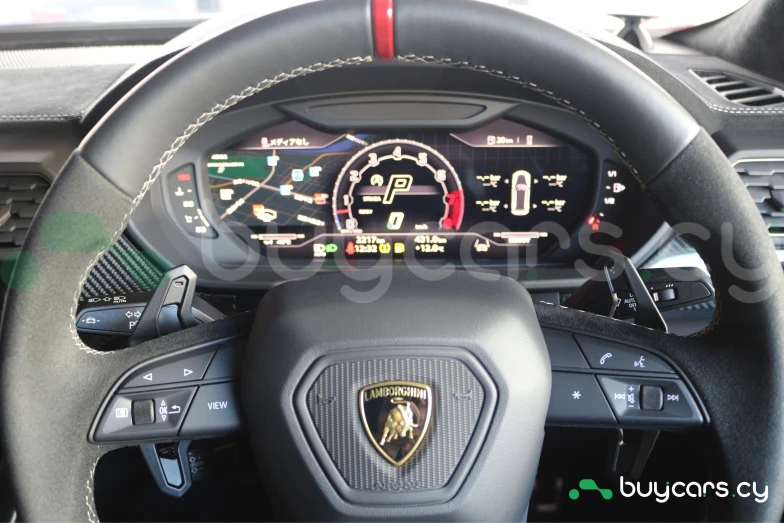 Lamborghini Urus Зеленый