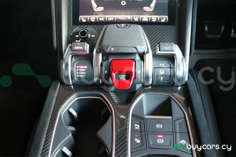 Lamborghini Urus Зеленый